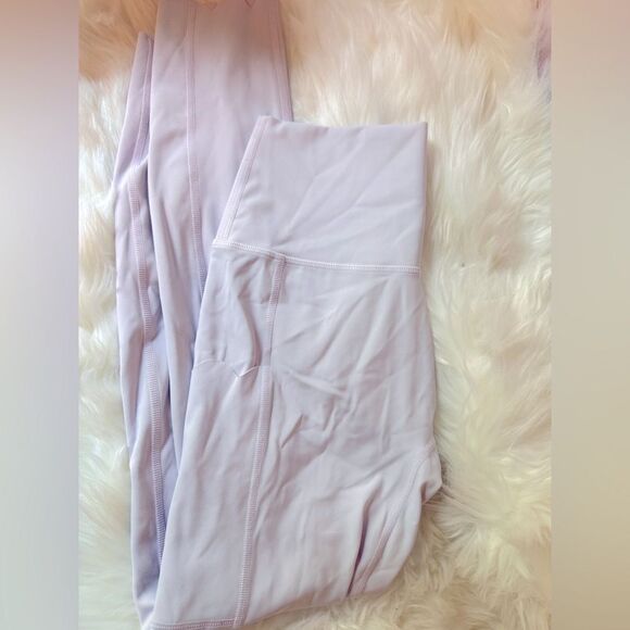 Aerie Offline Light Purple Leggings Scallop Pockets Medium - Picture 1 of 4